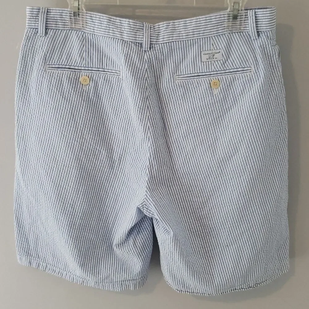 Vineyard Vines classic seersucker